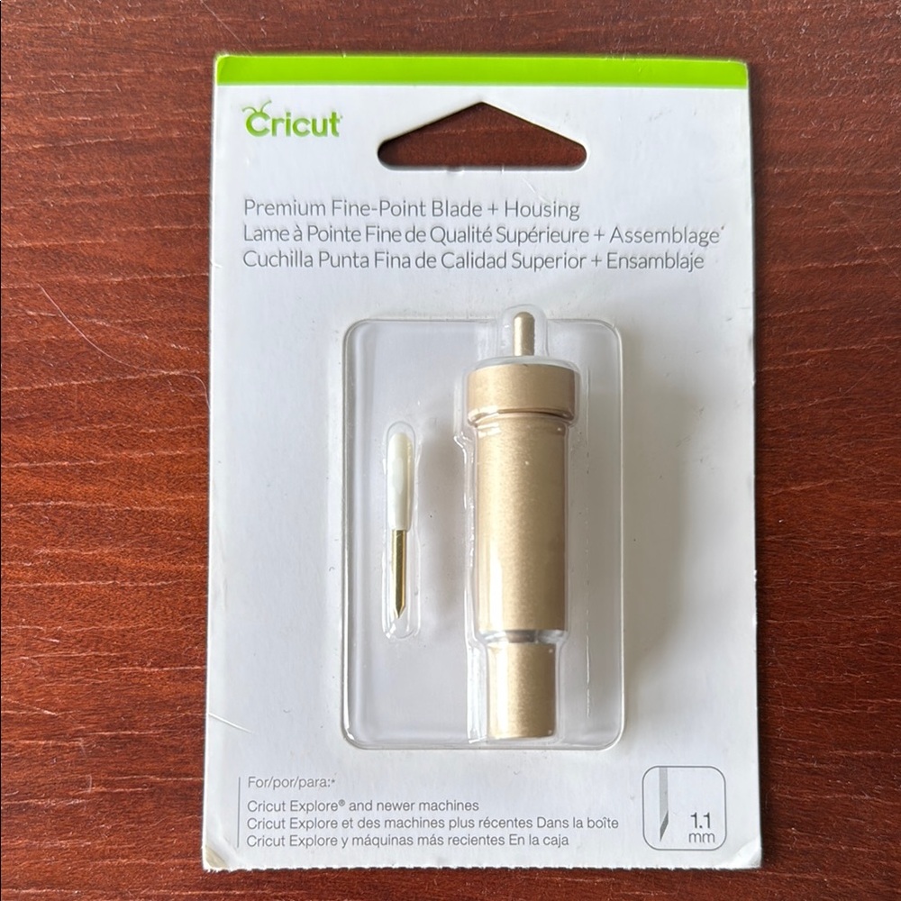 Cricut Premium Fine-Point Blade with Housing - Gold
